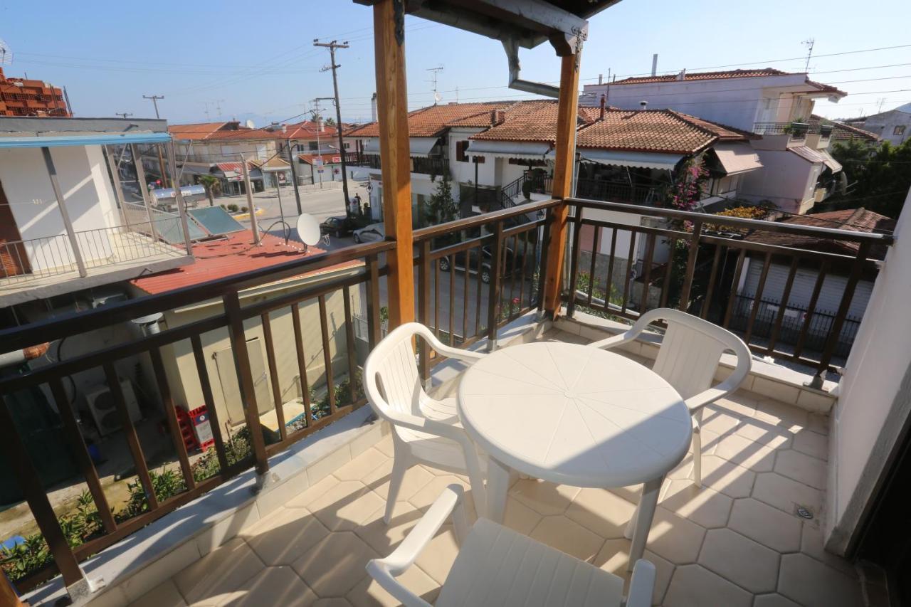 Apartments Villa Castor Pefkochori Exterior photo