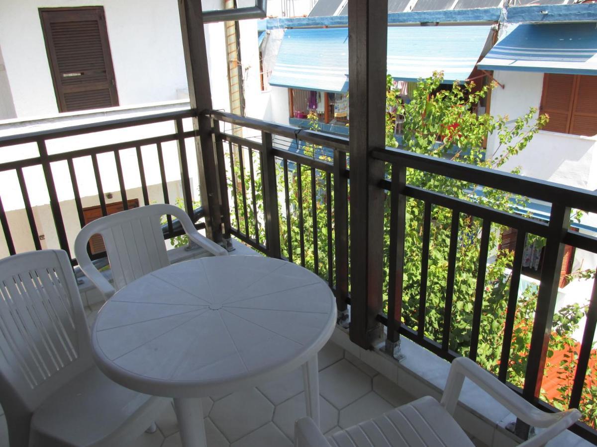 Apartments Villa Castor Pefkochori Exterior photo