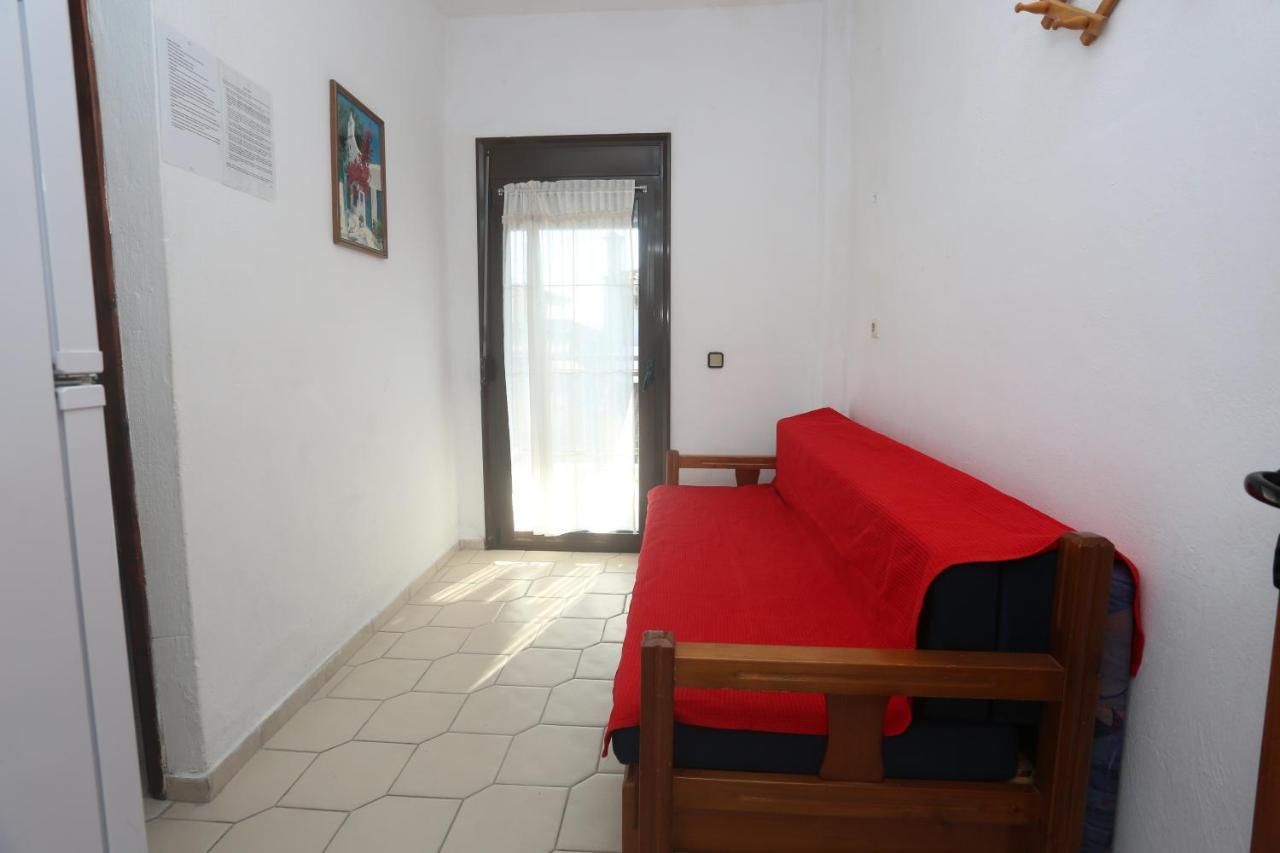 Apartments Villa Castor Pefkochori Exterior photo