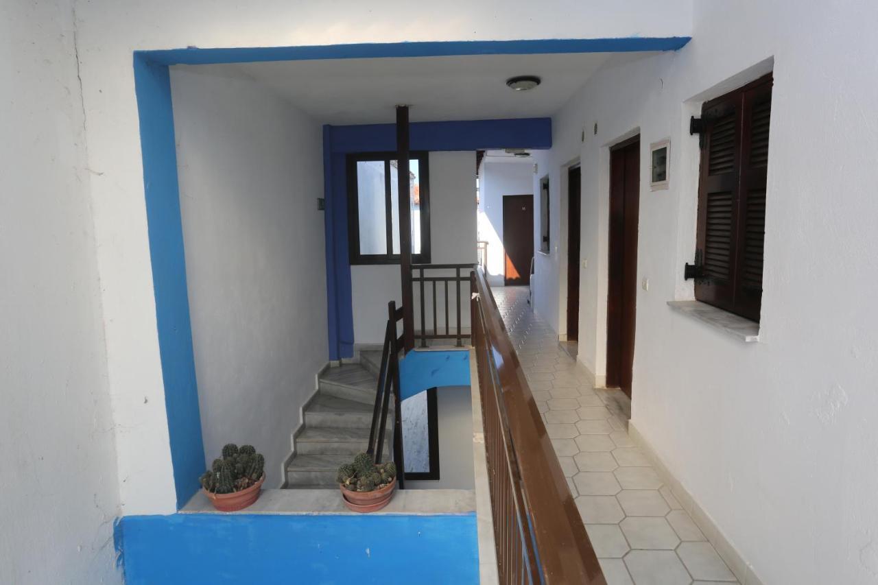 Apartments Villa Castor Pefkochori Exterior photo